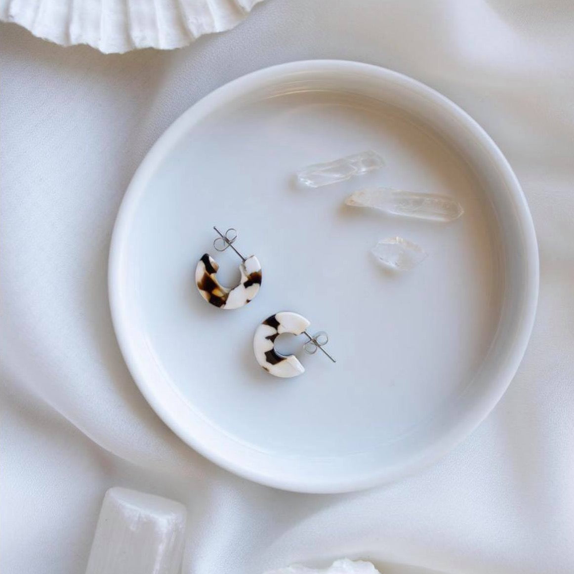 Mali In Coco Cream Earrings - Belle + Blossom